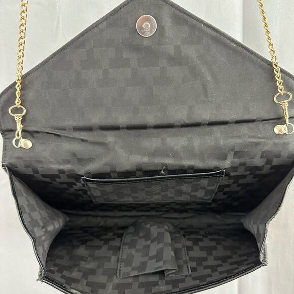 Black Faux Leather Envelope Crossbody Purse Bag w/ Gold Chain - Picture 6 of 6